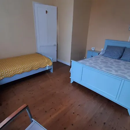 Holiday home Maison Tranquille Pres Foret Et