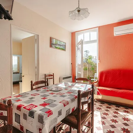 Maison Tranquille Pres Foret Et Semesterbostad